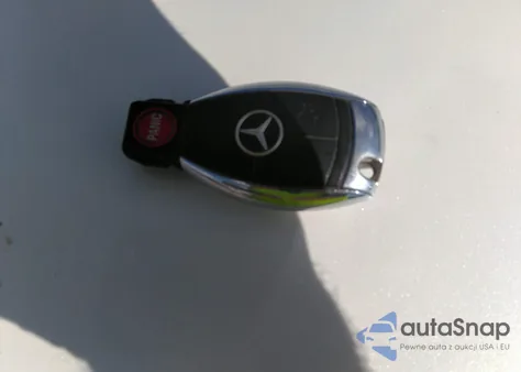 2009 Mercedes-Benz S 550 from USA, damaged, VIN WDDNG71X39A256782